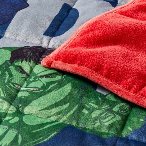 Marvel Avengers Hope Weighted Blankets - Picture 4 of 5